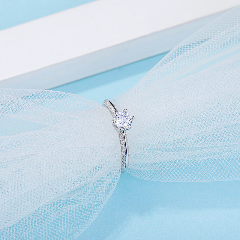 Round Lab Grown Diamond 14K Gold Classic Six Prong Vintage Ring